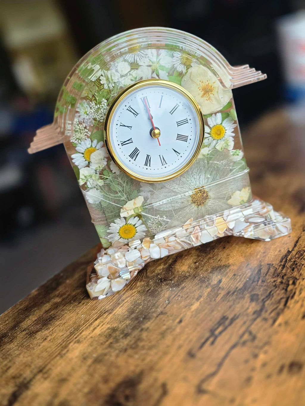 Seaside Heirloom Time Keeper