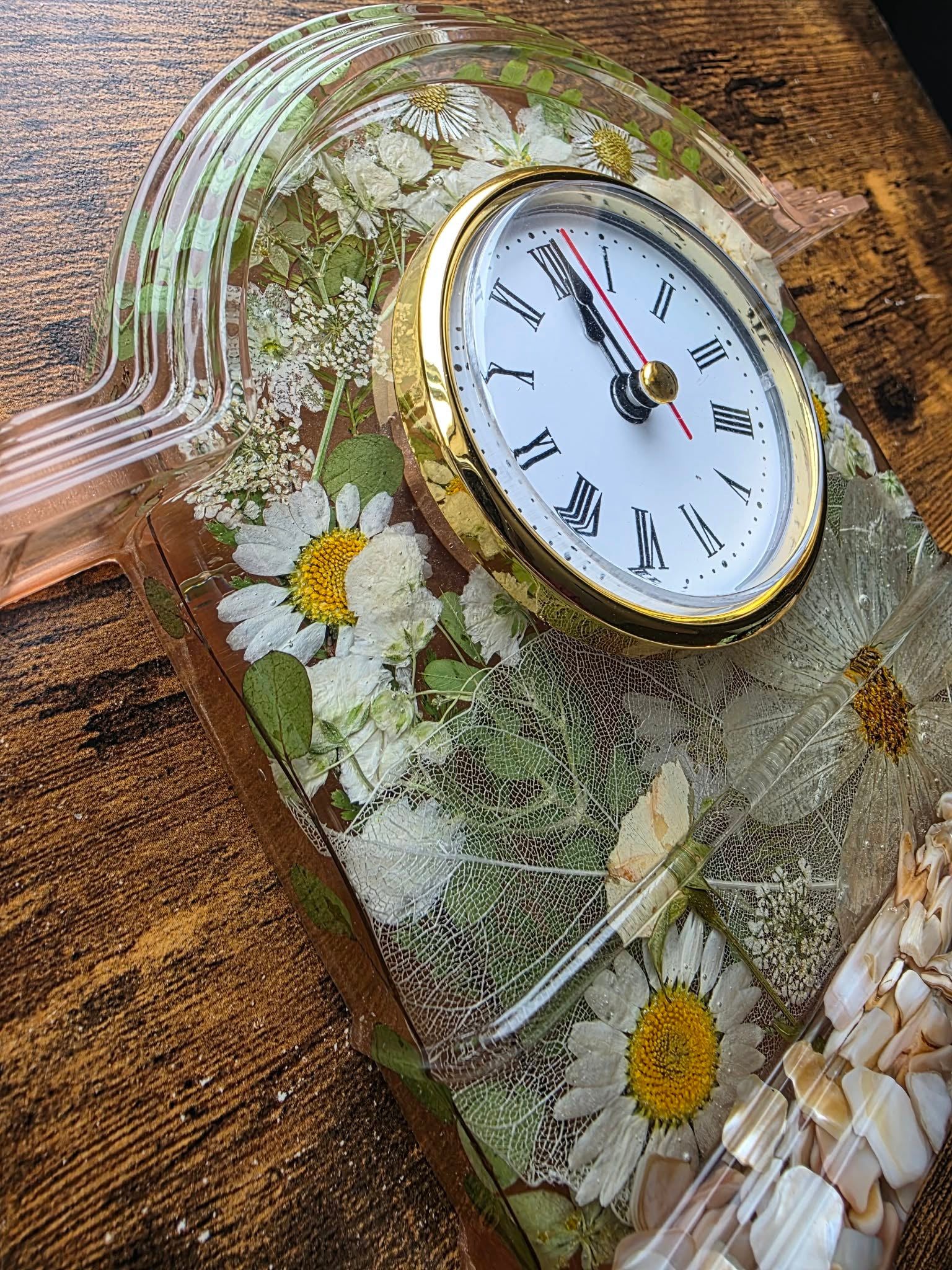 Seaside Heirloom Time Keeper