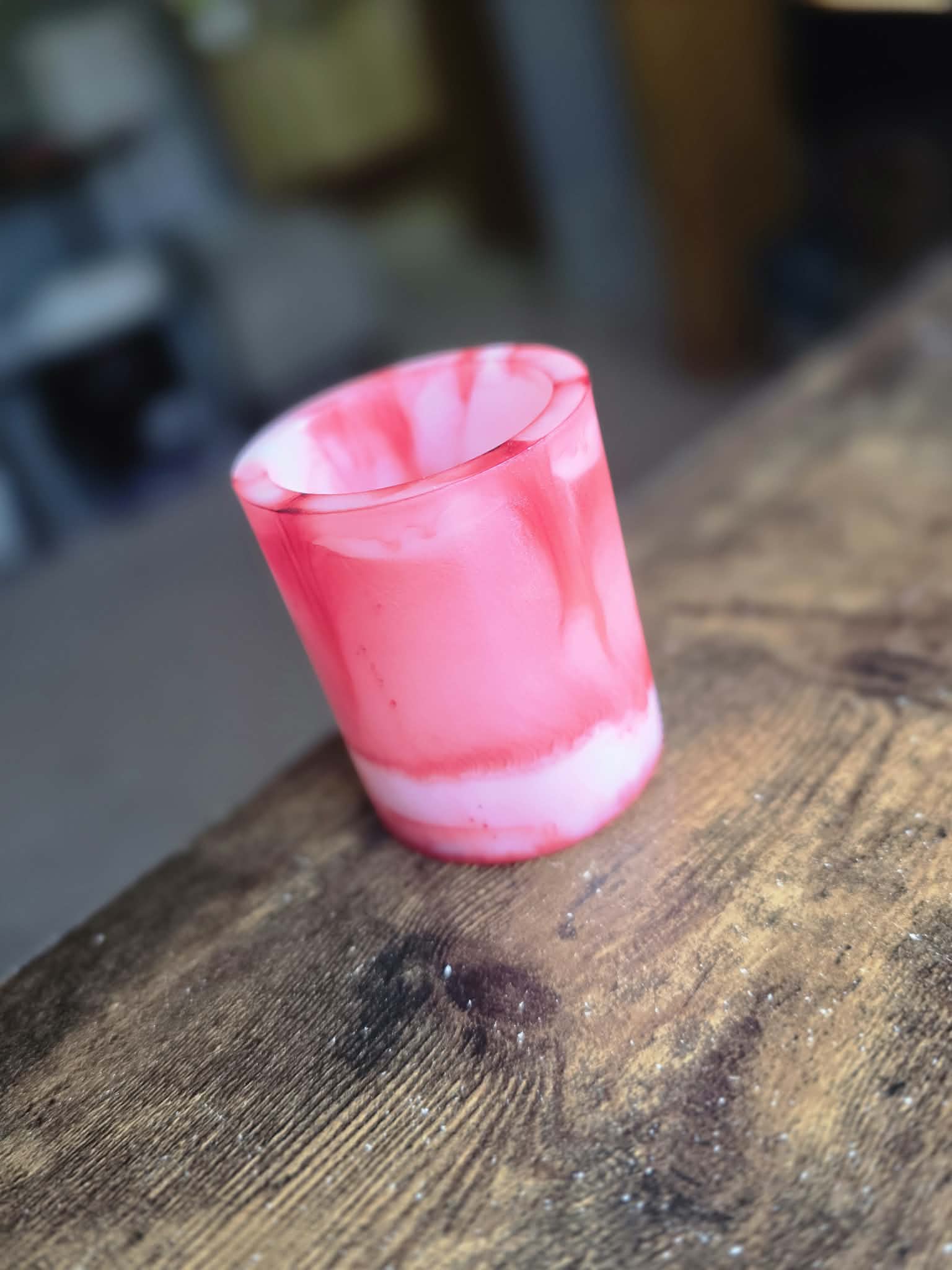 Cherry Cream Mini Holder