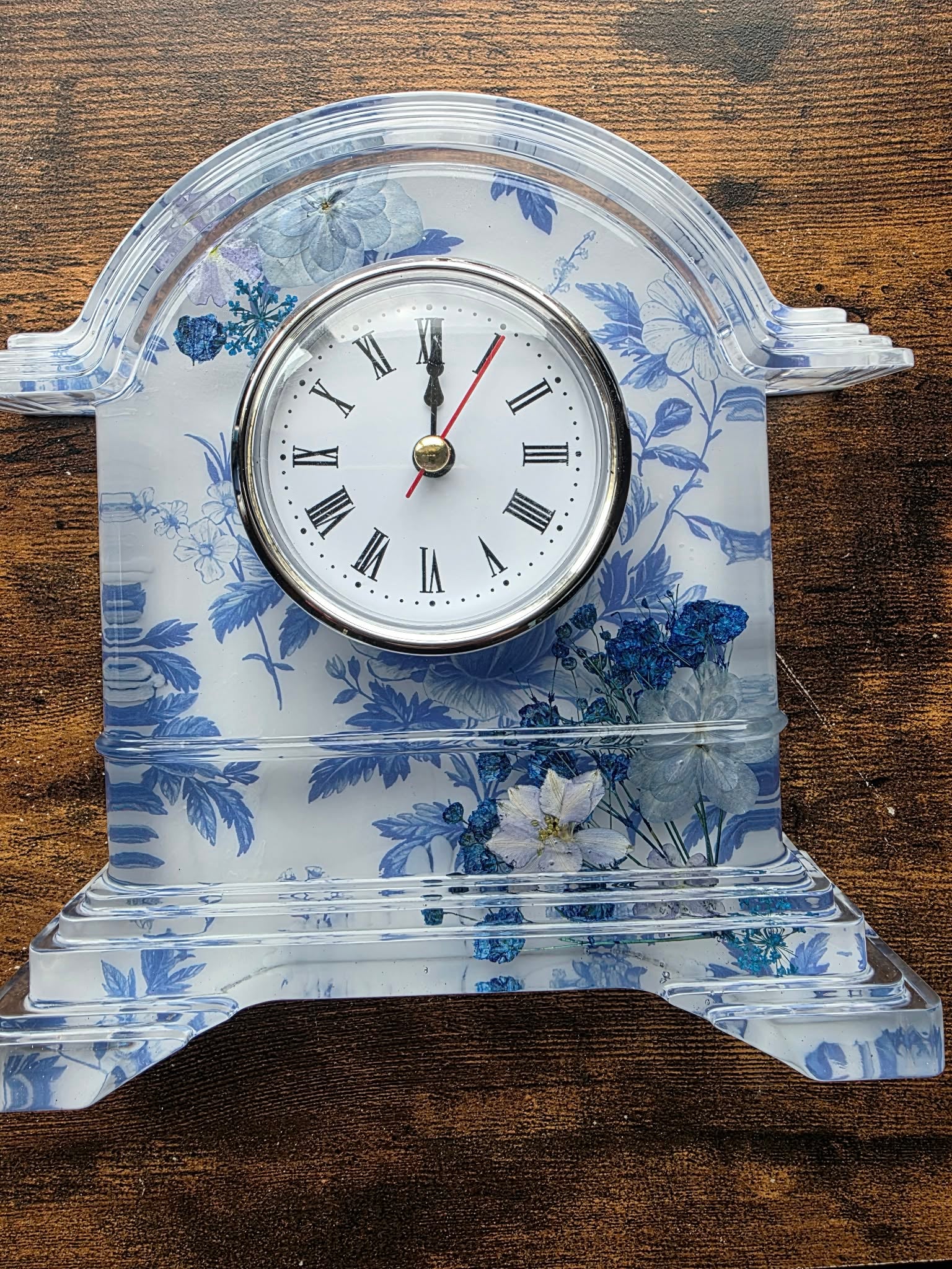 Porcelain Garden Time Keeper