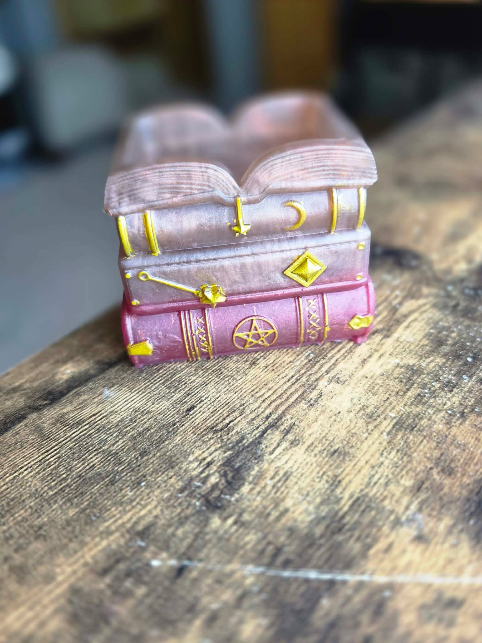 Crimson Grimoire ~ Enchanted Book Holder