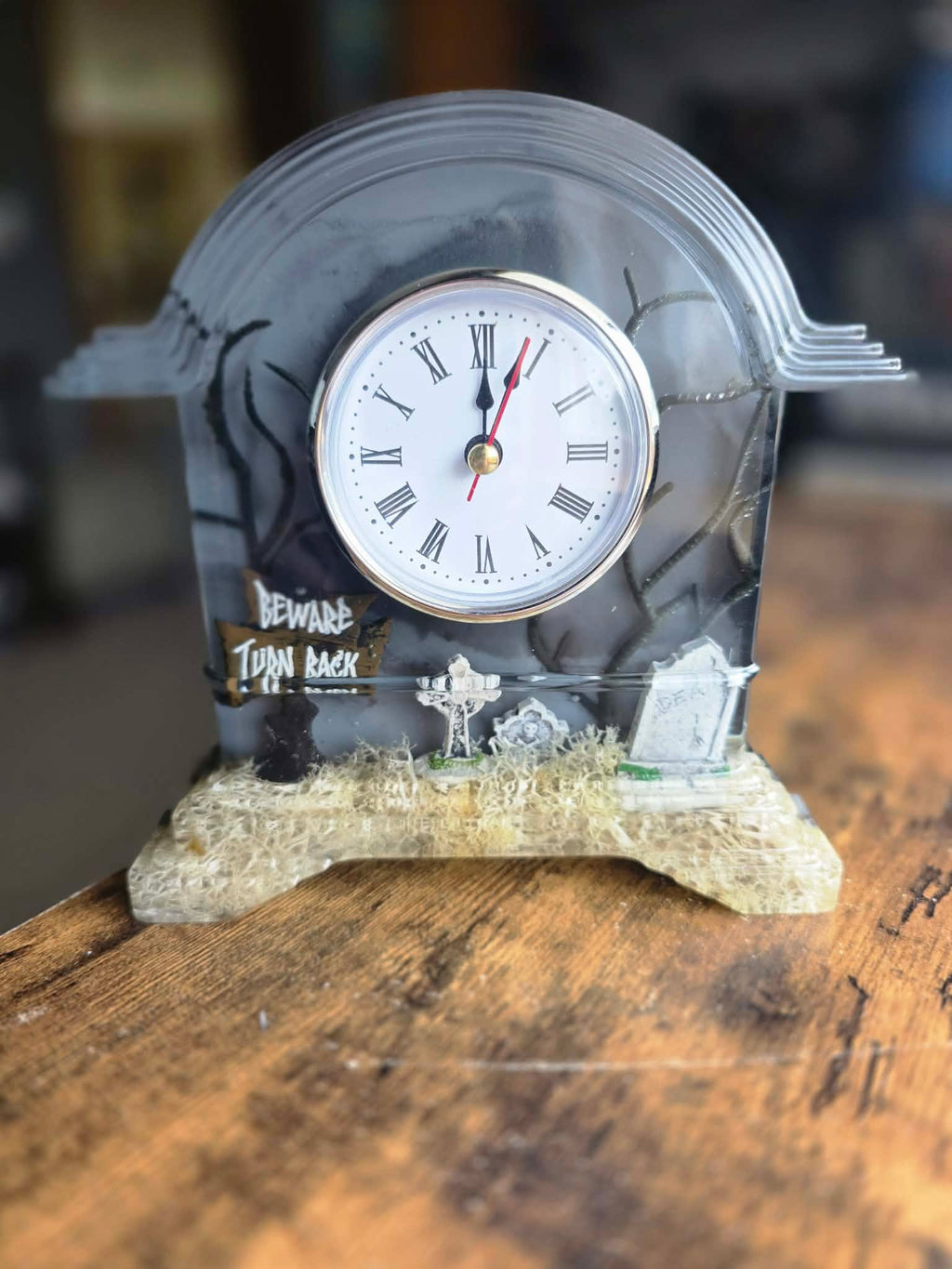 Haunted Hollow Time Keeper