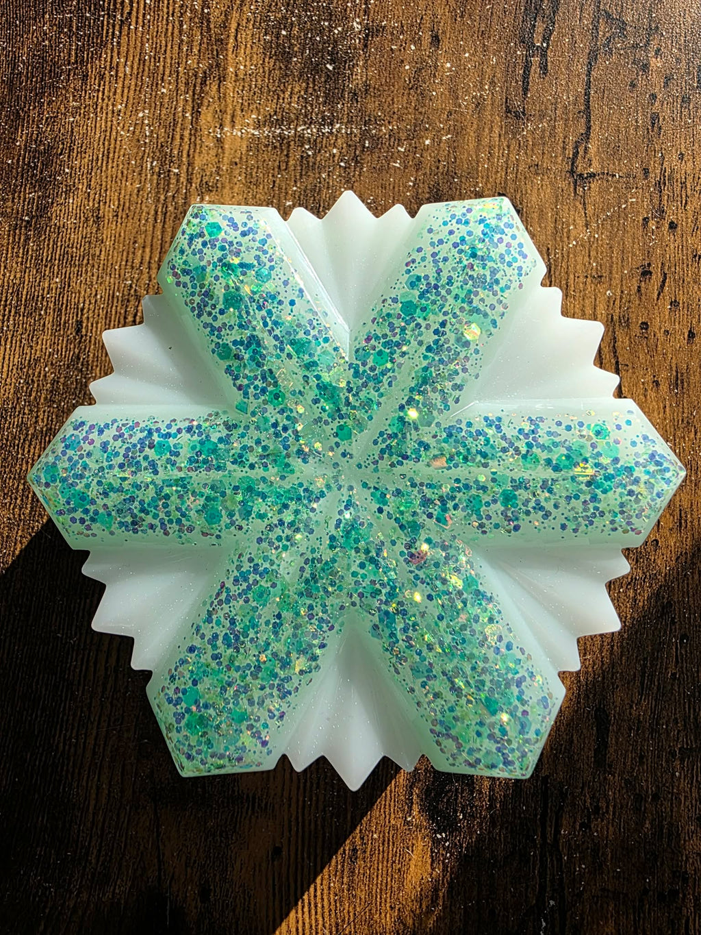 Winterglow Snowflake Box